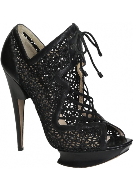 Nicholas Kirkwood heels booties in black Leather Fabric - Italian Boutique