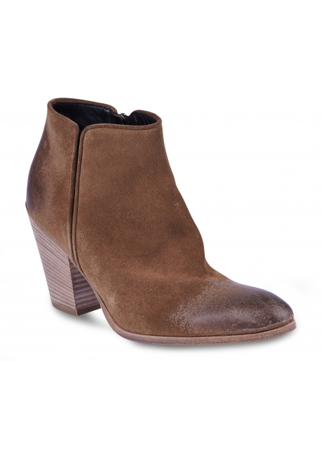 Giuseppe Zanotti Women's ankle boots with heel in camel-colored suede with zipper