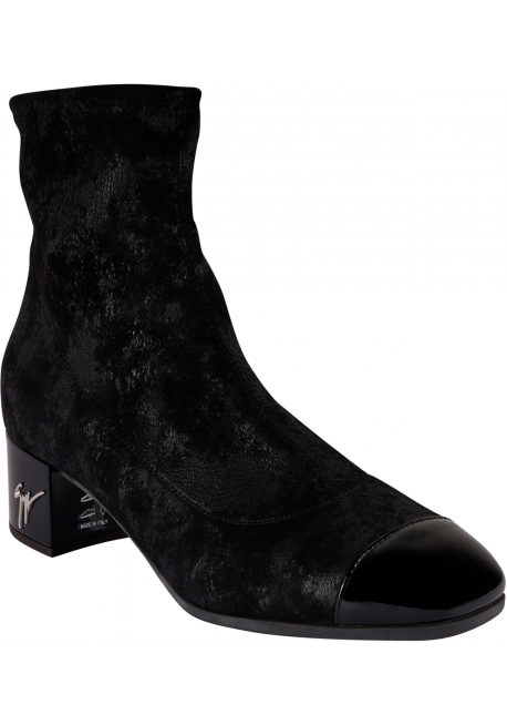 Giuseppe Zanotti Women's low heels ankle boots in black suede leather