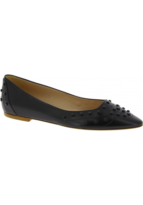 black leather flat shoes